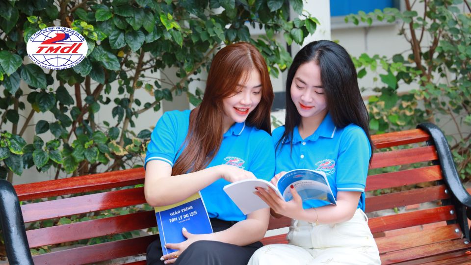 Các ngành đào tạo Cao đẳng từ xa đa dạng & xu hướng thị trường