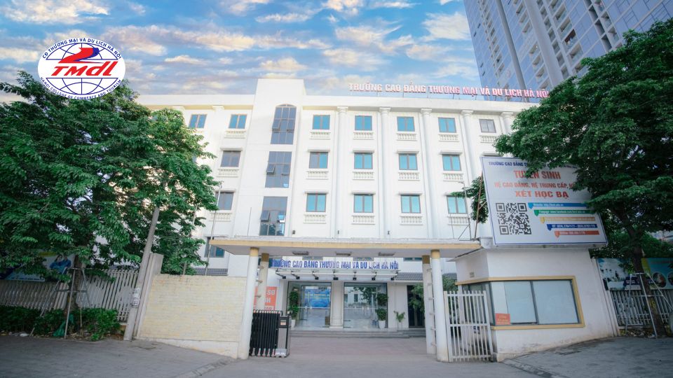 Trường Cao đẳng Thương mại và Du lịch Hà Nội