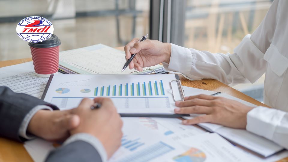 Lý do nên học quản trị kinh doanh ngắn hạn