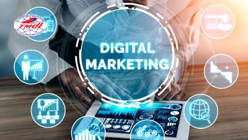 Có hơn 77 triệu người dùng Internet, chiếm 78% dân số, và 68% trong số họ sử dụng mạng xã hội để tìm kiếm thông tin sản phẩm