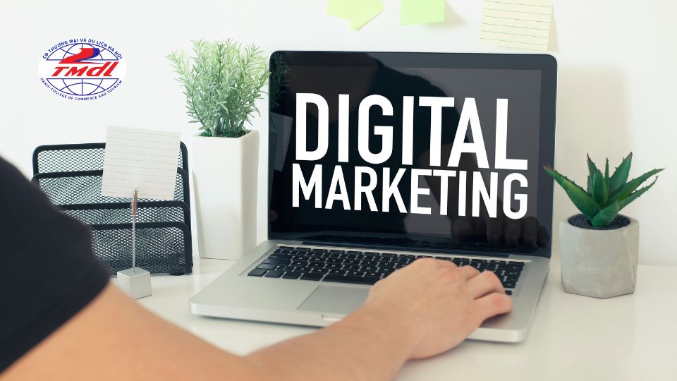 Tự học Digital Marketing Online là gì?