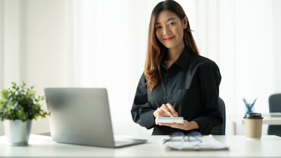 Có nên học kế toán online không? Kế toán vẫn là một trong những ngành nghề được quan tâm nhiều nhất và nhu cầu nhân lực rất cao