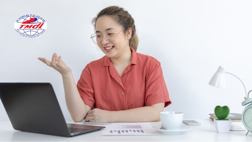Lợi ích vượt trội khi học văn bằng 2 Quản trị Nhà hàng Khách sạn online
