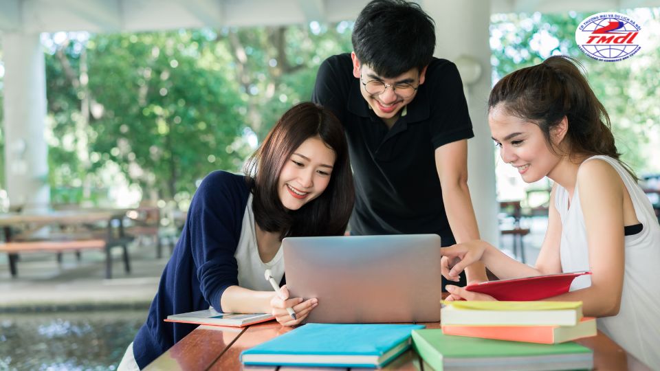 Ngành quản trị khách sạn tổ hợp môn xét tuyển đa dạng cho thí sinh lựa chọn