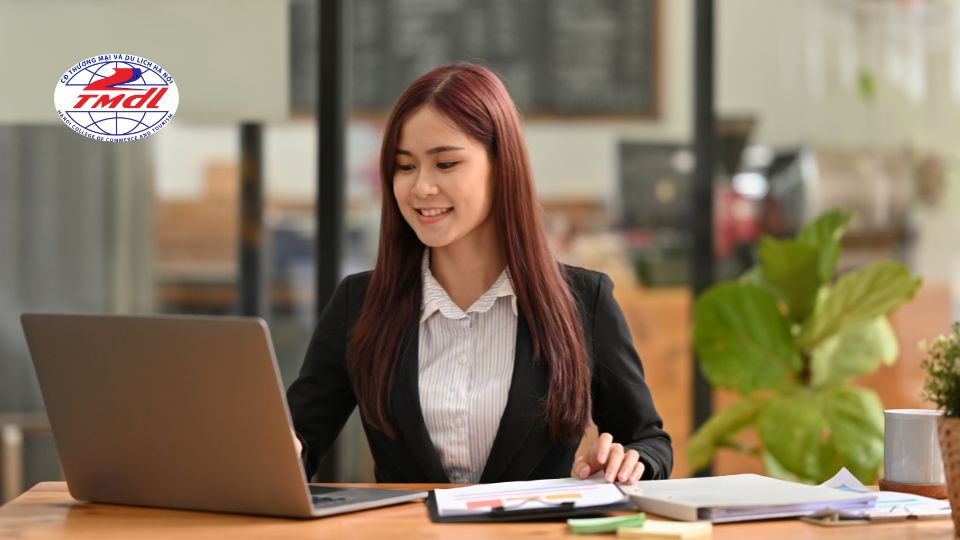 Vì sao bạn nên chọn bằng cao đẳng quản trị kinh doanh?