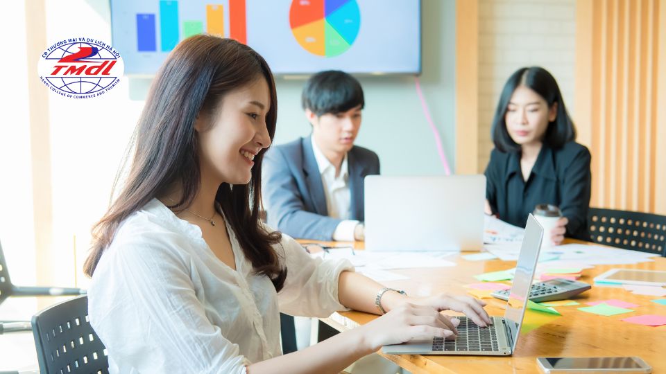 Xây dựng nền tảng kiến thức cơ bản
