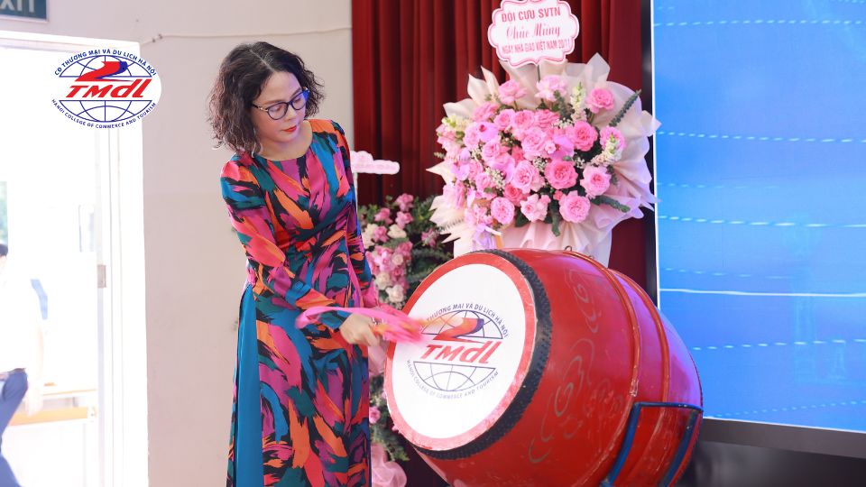 Ý nghĩa của lễ khai giảng trong mô hình đào tạo từ xa