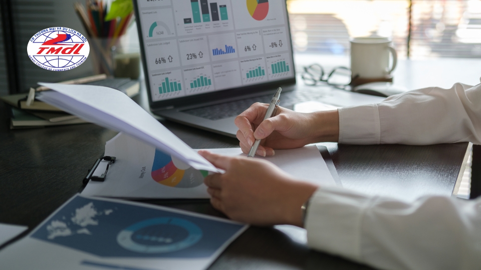 Học kế toán hành chính sự nghiệp online ra trường làm gì?