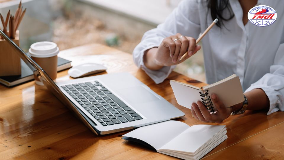 Việc lựa chọn đúng khóa học trực tuyến kế toán ngay từ đầu là rất quan trọng