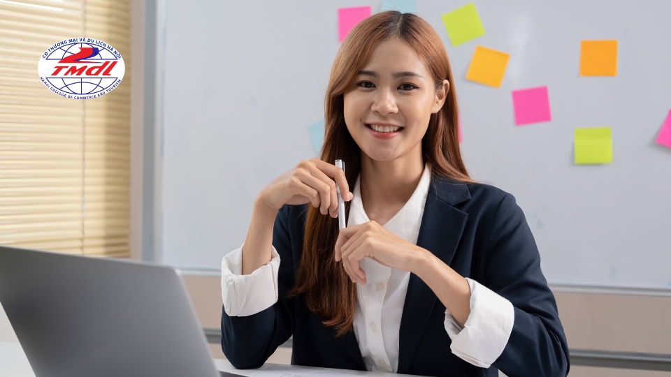 Nên học quản trị doanh nghiệp hay quản trị kinh doanh?