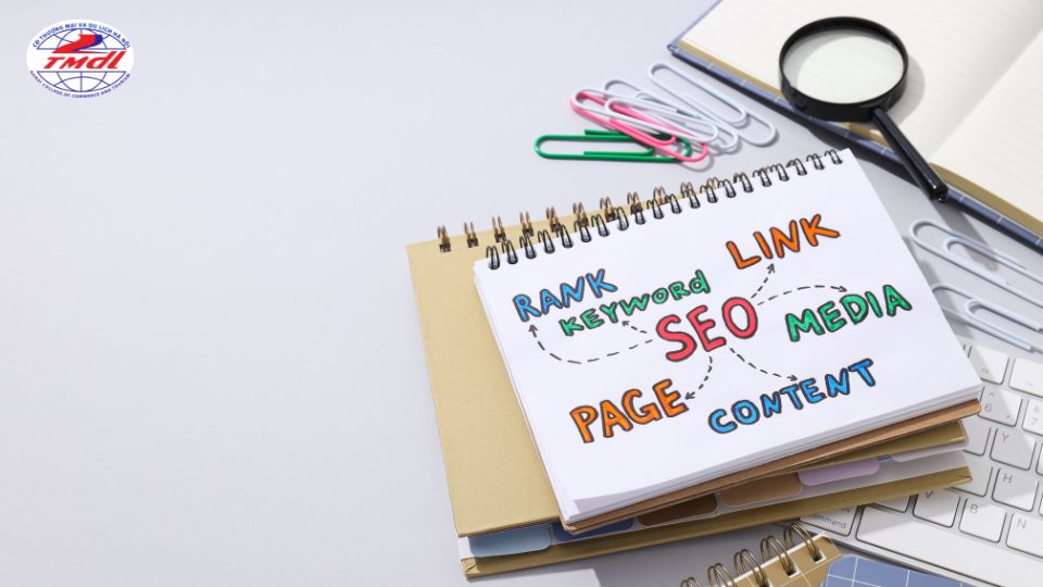 Kiến thức thực tế, tiết kiệm thời gian và chi phí nên nhiều người lựa chọn các khóa học Marketing Online