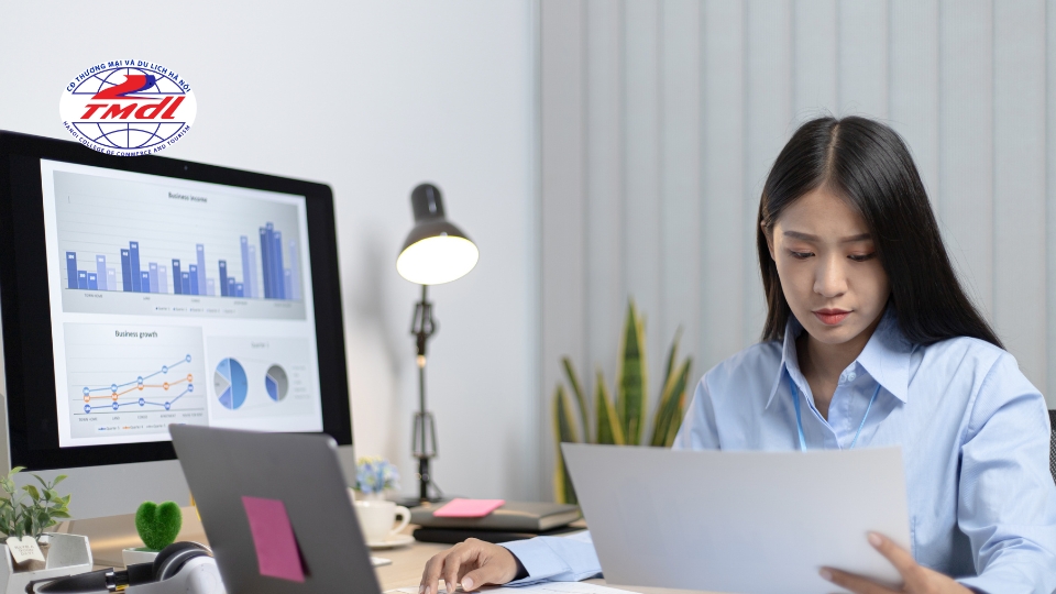 Ưu điểm của học lớp quản trị kinh doanh online