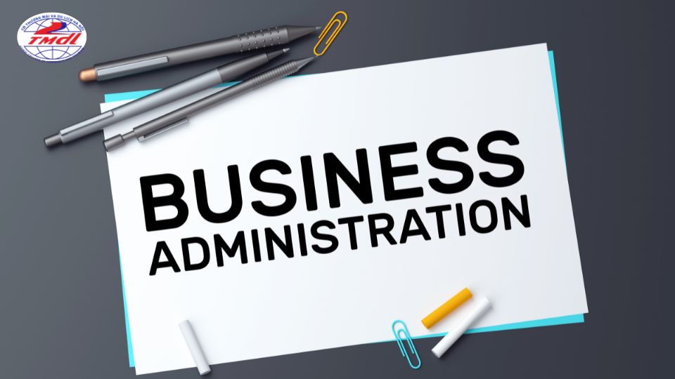 quan tri kinh doanh gom nhung chuyen nganh nao