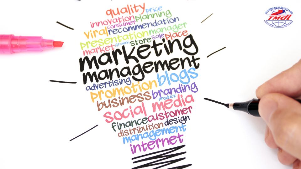 quan tri kinh doanh gom nhung chuyen nganh nao