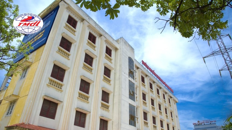 Tại sao nên học Thương mại điện tử tại trường Cao đẳng Thương mại và Du lịch Hà Nội