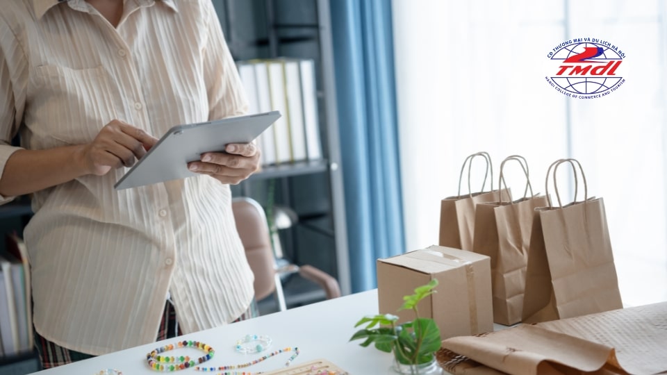 Ngành thương mại điện tử cần học những môn nào?