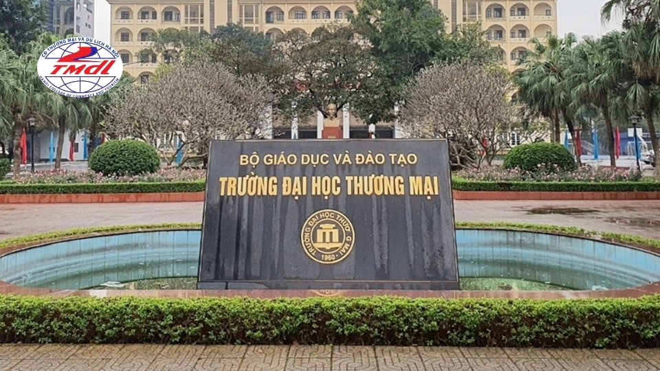 thuong mai dien tu hoc truong nao