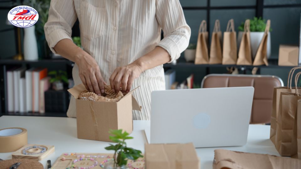 thuong mai dien tu la