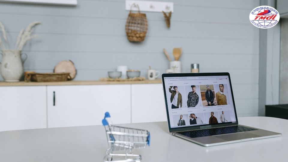 Thương mại điện tử xuyên biên giới là gì?