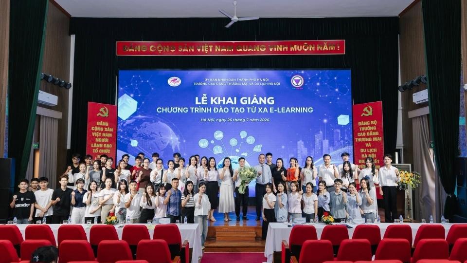Bằng tốt nghiệp cao đẳng có xin được việc không?