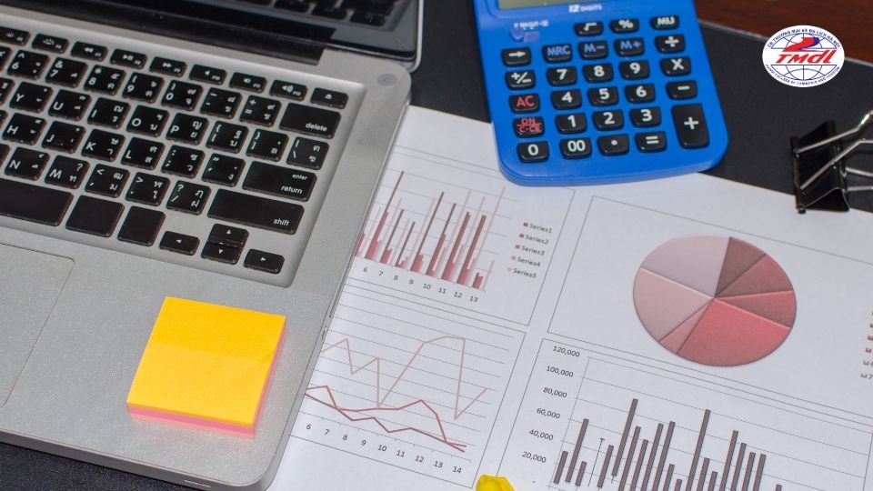 Con gái có nên học quản trị kinh doanh không?
