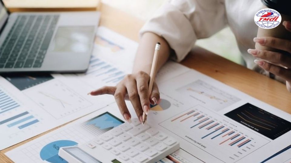Lương kế toán theo kinh nghiệm thay đổi như thế nào?